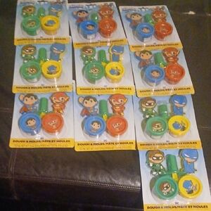 Superhero Dough and Molds Set